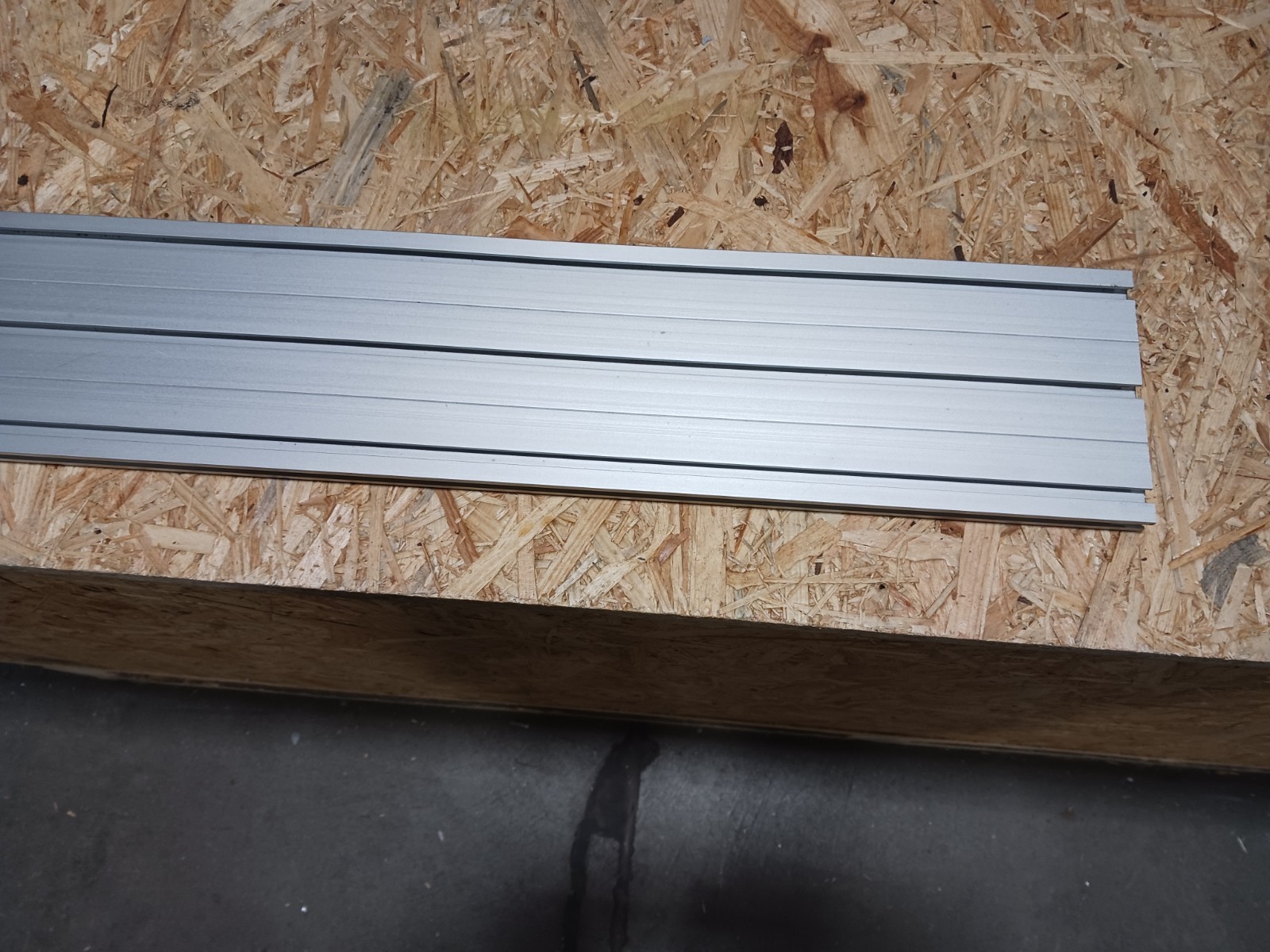 Isel Aluminum Extrusion – Rectangular profile 15x125x1000mm