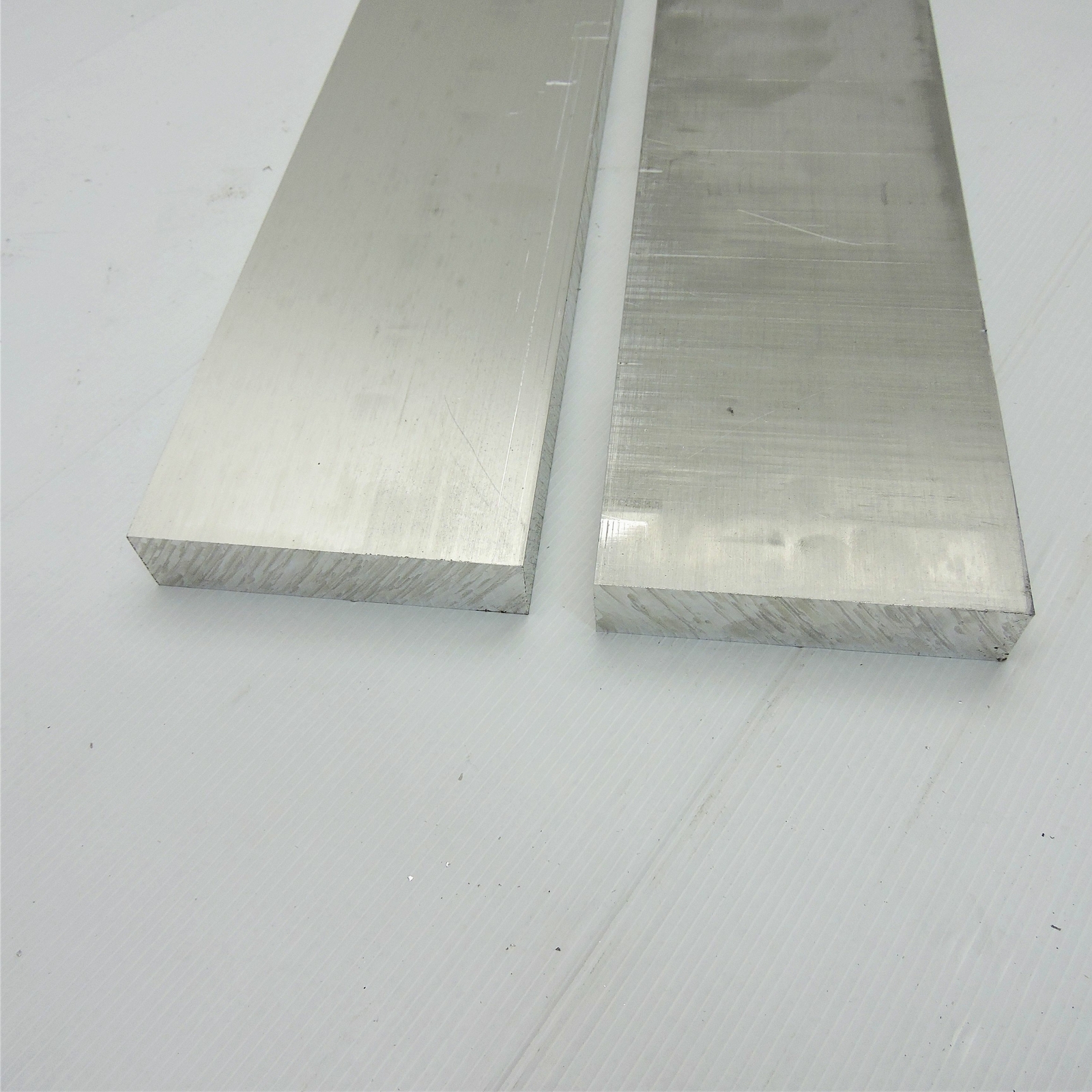 1″ thick Aluminum 6061 PLATE 3.625″ x 30.5″ Long QTY 2 sku 106607