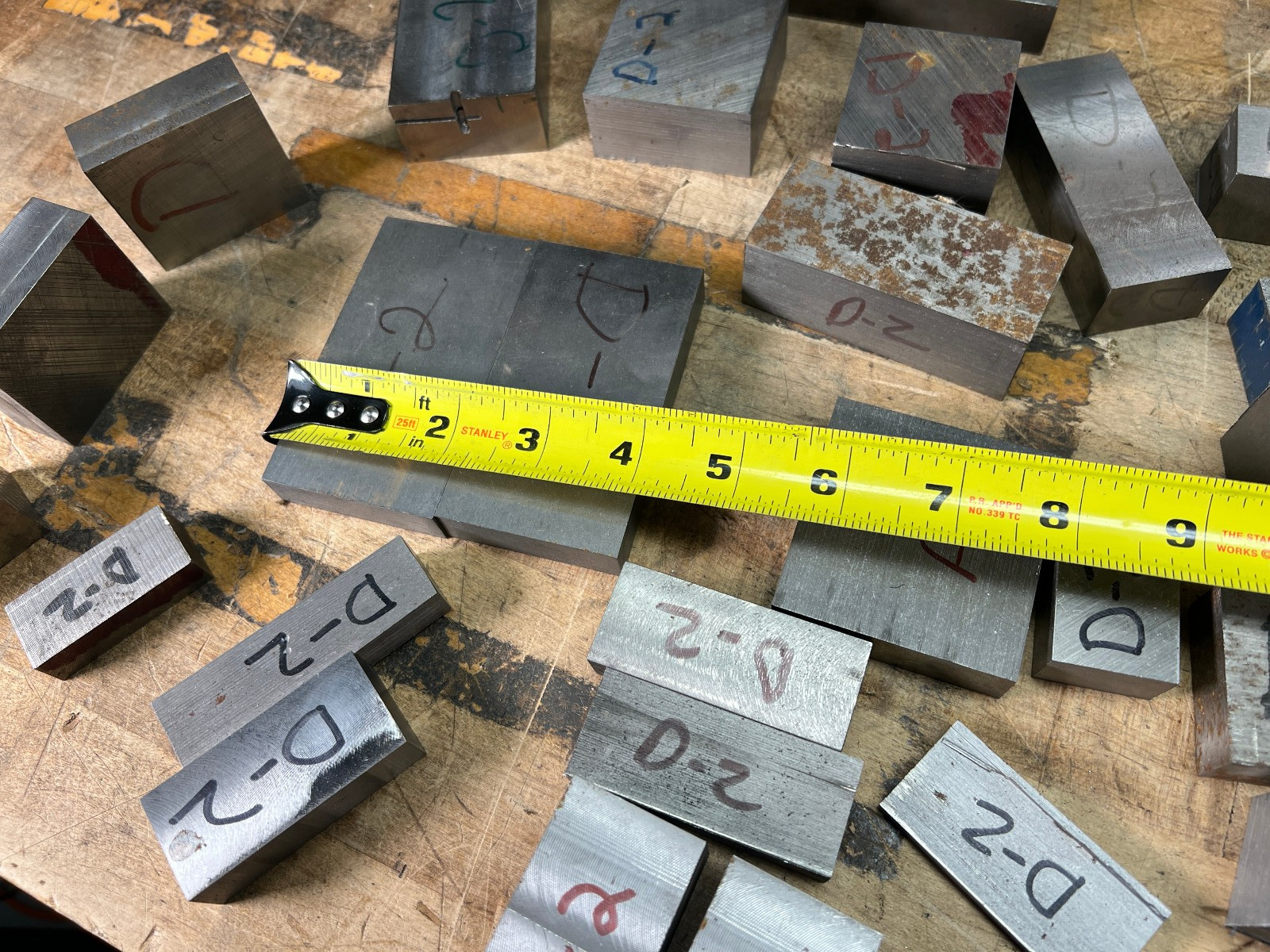D2 air hardening Tool steel lot flat bar round – 25.3 lbs. tool shop cut offs