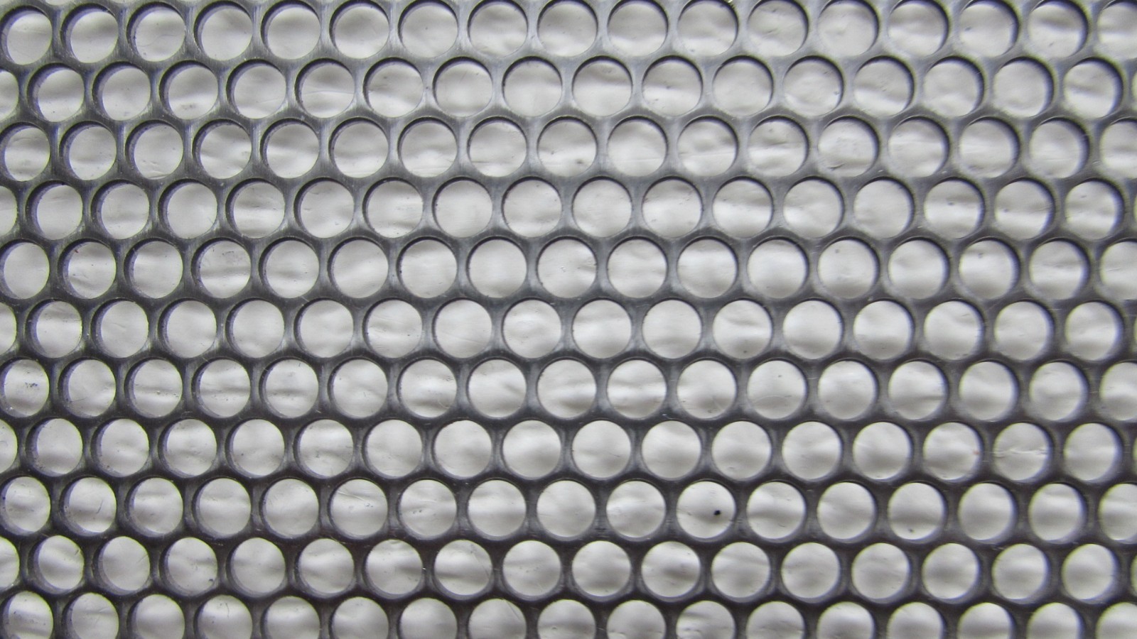 5/32″ ROUND HOLE 18 GA. STAINLESS PERFORATED SHEET—- 11″ X 24″