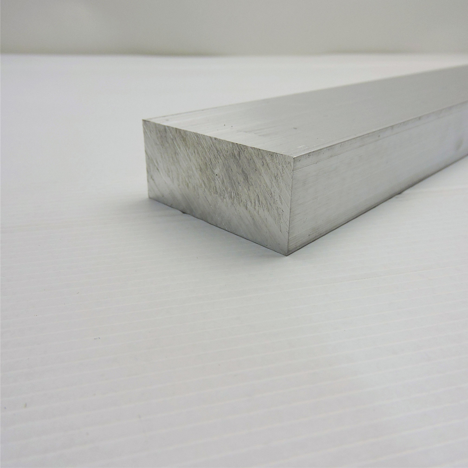 1″ x 2.25″ Aluminum 6061 FLAT BAR 30.5″ Long new mill stock sku 125800