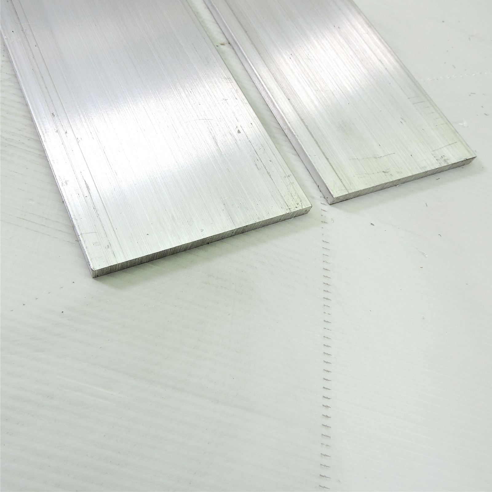 .375″ x 4″ Aluminum 6061 FLAT BAR 23.625″ Long new mill stock QTY 2 sku K647