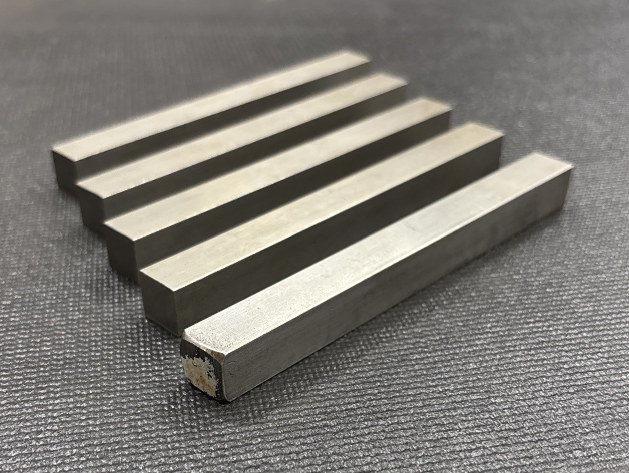 Lot of 5 Pcs – 1/2″ Thickness 316 Stainless Steel Square Bar 0.5″ x 0.5″ x 5″