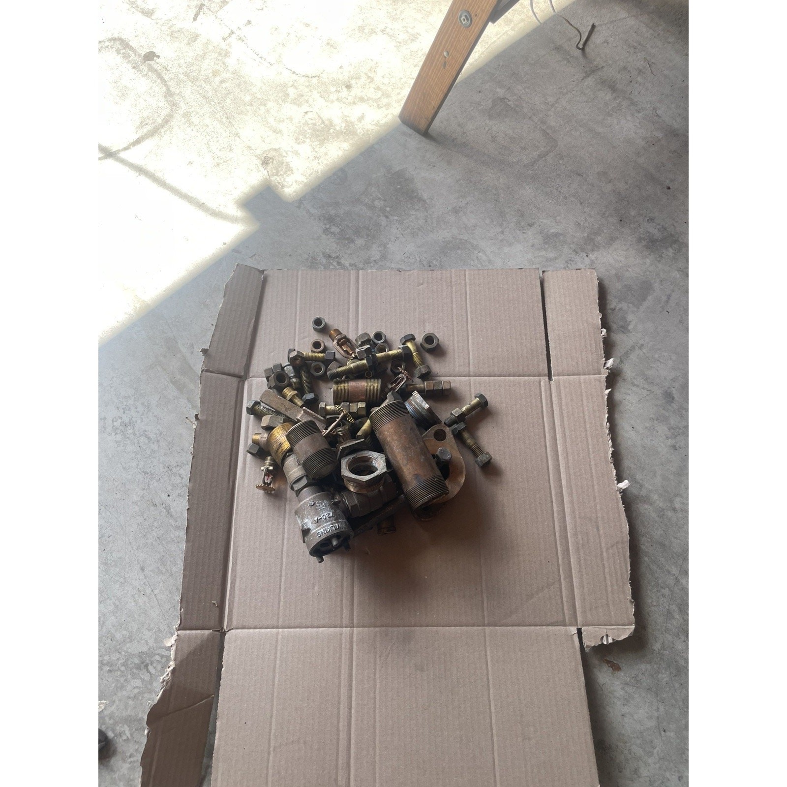 20 LBS+ clean plumbing Scrap Mixed Brass Red/Yellow Melting