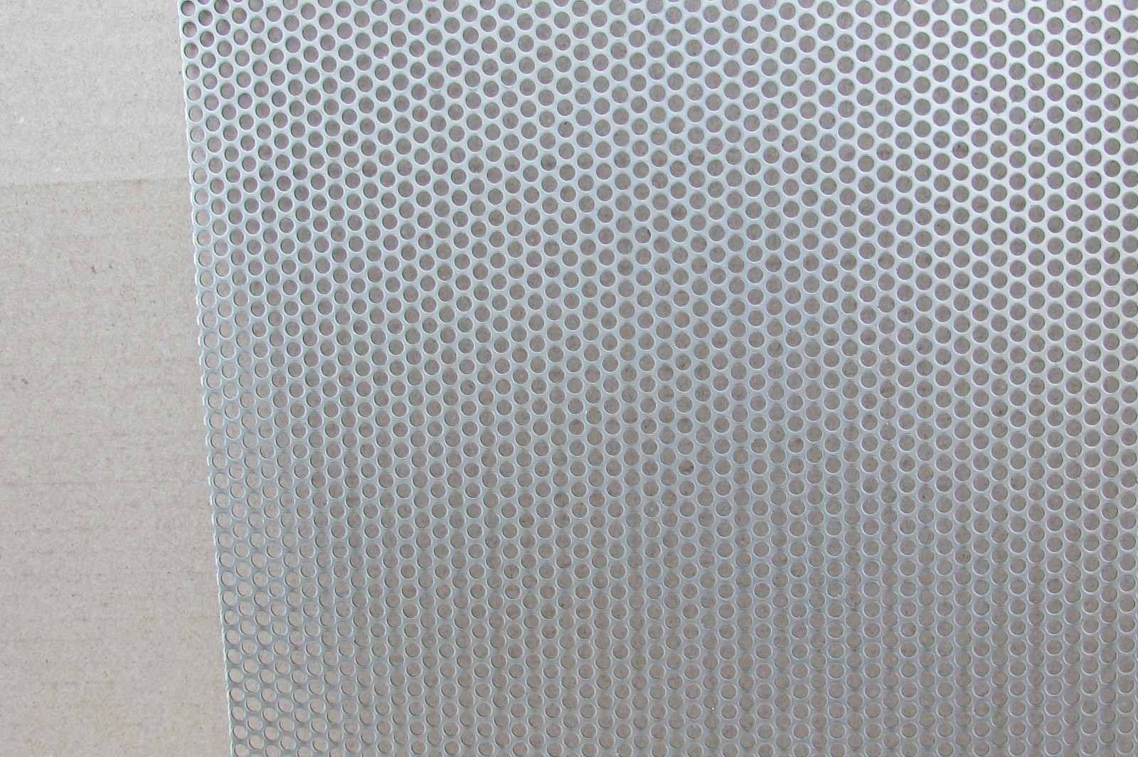 3/16″ HOLES –20 GAUGE-304 STAINLESS PERFORATED SHEET –5-3/4″ X 11-1/2″