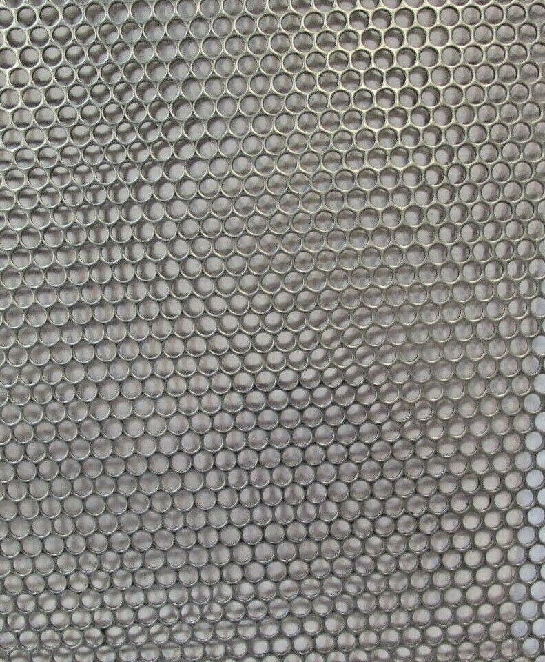 ==5/32 HOLES—20 GA. 304 STAINLESS PERFORATED SHEET– 7″ X 11-1/2″==