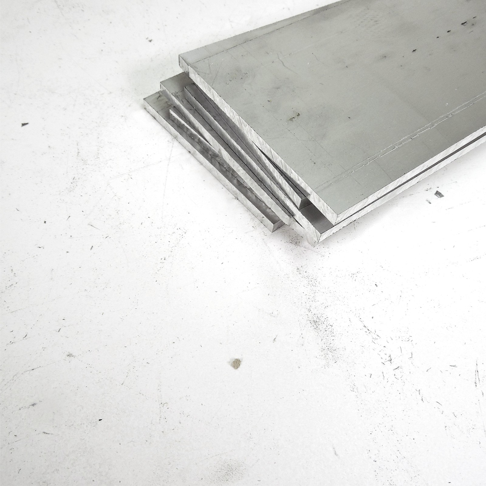 .25″ thick 1/4 Aluminum 6061 PLATE 4.875″ x 15.75″ Long QTY 7 sku 187022