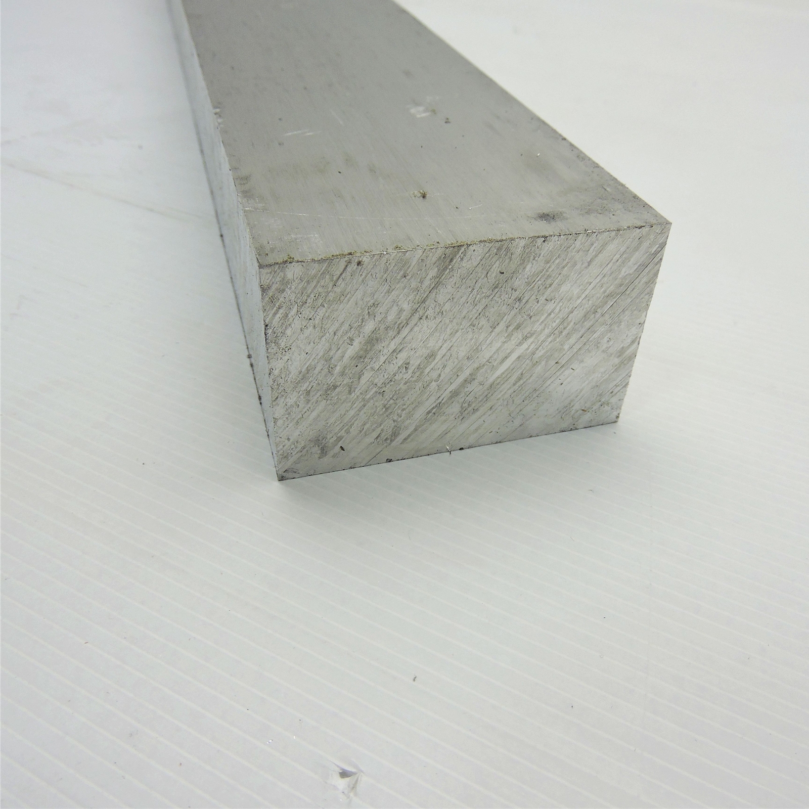 2″ thick Aluminum 6061 PLATE 2.75″ x 48.5″ Long sku 125763