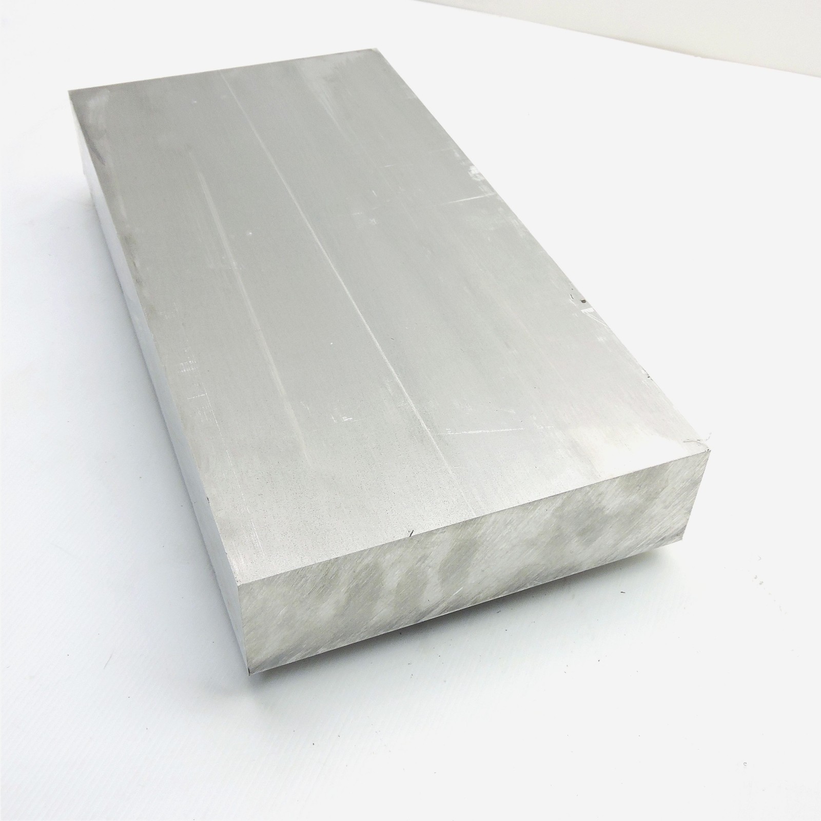 2.5″ thick 2 1/2 Aluminum 6061 PLATE 5.75″ x 13.5″ Long sku 340443