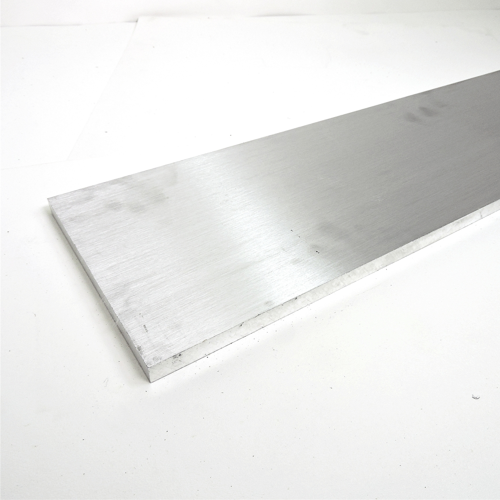.625″ thick 5/8 Aluminum 6061 PLATE 5.875″ x 32.625″ Long sku 125568