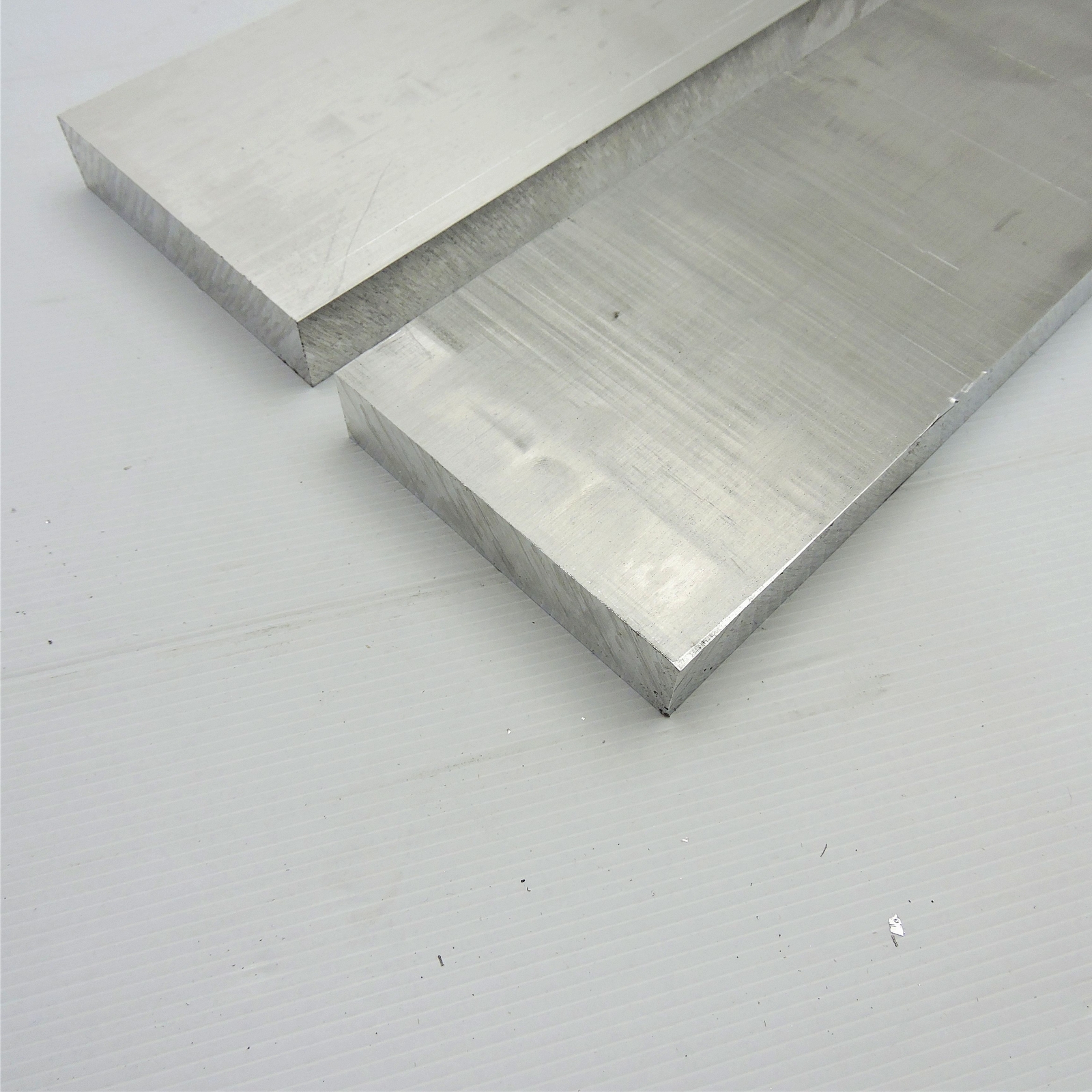 1″ thick Aluminum 6061 PLATE 3.875″ x 26.625″ Long QTY 2 sku 125249