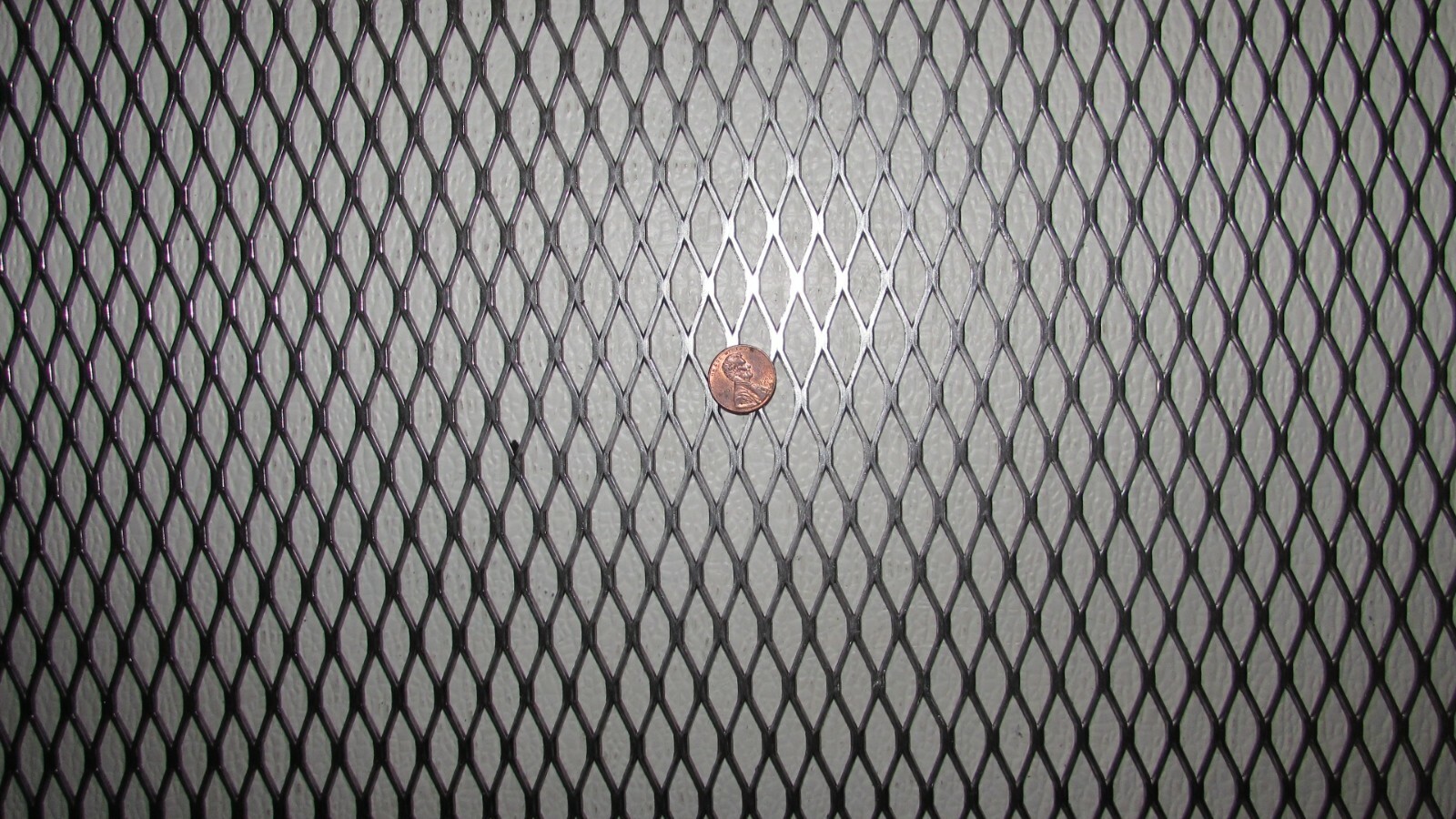 1/2″ x 16GA. 304 STAINLESS STEEL FLATTENED EXPANDED METAL 6″ x 6″
