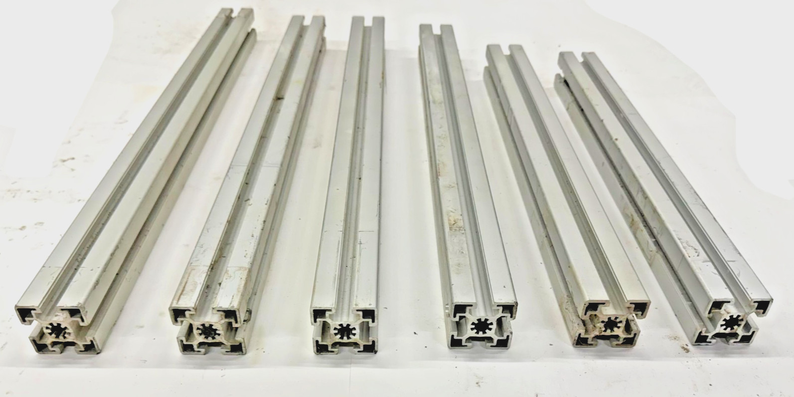 80/20 45MM ASST LENGTHS, 45-4545, (LOT OF 6), 18-1/4″ TO 24-1/8″, 4 OPEN SLOTS