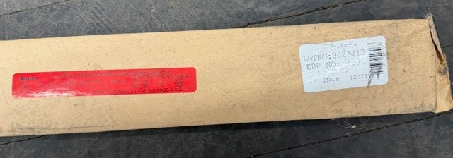 Starrett 1/8 x 2-1/2 x 36″ No. 496 Oil Hardening Ground Flat Stock – Rust – Old