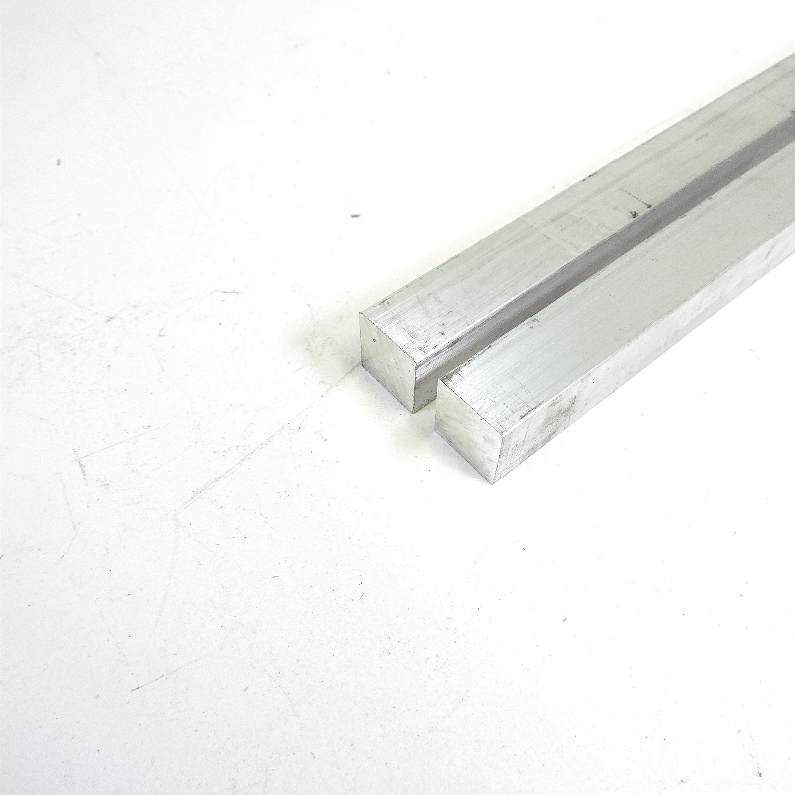 .625″ x 2″ Aluminum 6061 FLAT BAR 26.75″ Long new mill stock QTY 2 sku A520