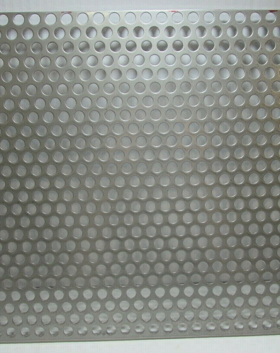 3/8″ HOLE 16 GAUGE 304 STAINLESS STEEL PERFORATED SHEET–12″ x 12″