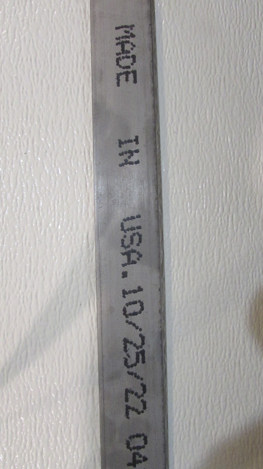 1/8″ x 1-1/2″ X 12″ 304 STAINLESS STEEL FLAT BAR