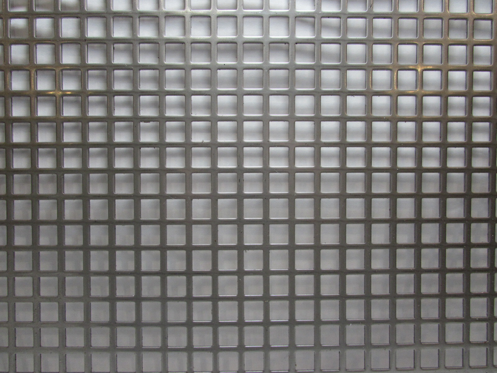 3/8″ SQUARE ON 1/2″ CENTERS 16 GA STAINLESS STEEL PERFORATED -7-5/8″ x 13″