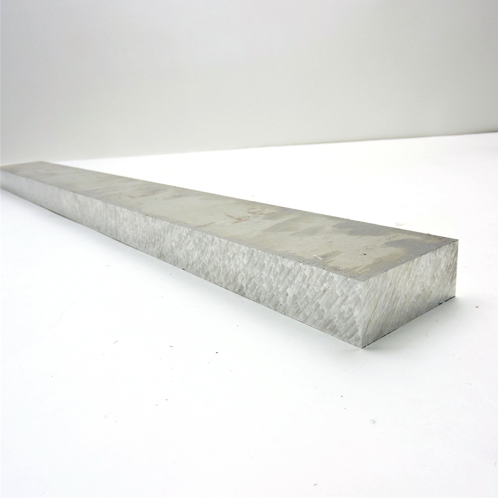 1.25″ thick 1 1/4 Aluminum 6061 PLATE 3.125″ x 30.5″ Long sku 186313