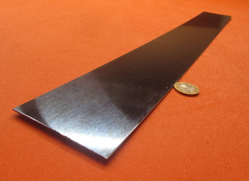 1095 Hard Blue Tempered Spring Steel Shim .050″ Thick x 3.00″ Wide x 24″ Long