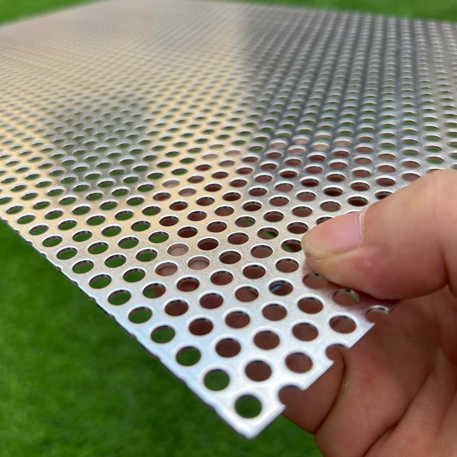 Aluminum Perforated Metal Sheet 16×10 Inch 16 Gauge Expanded Mesh 1/5 Inch