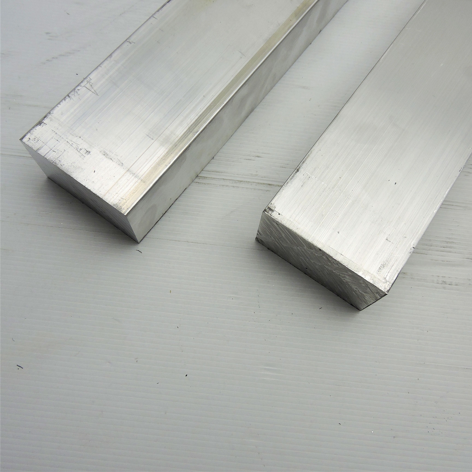 1.75″ x 3.5″ Aluminum 6061 FLAT BAR 7″ Long new mill stock QTY 2 sku M536*