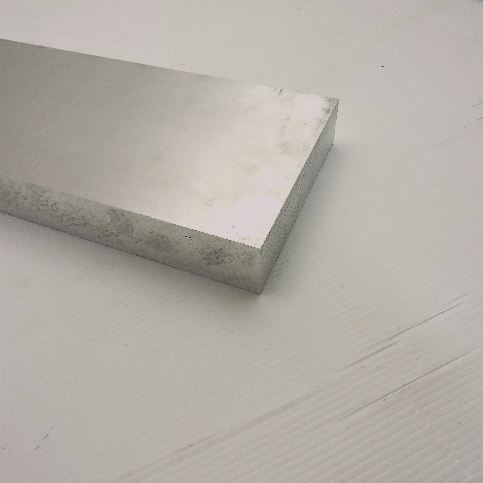 1.375″ thick 1 3/8 Aluminum 6061 PLATE 5.875″ x 46.25″ Long sku 106329