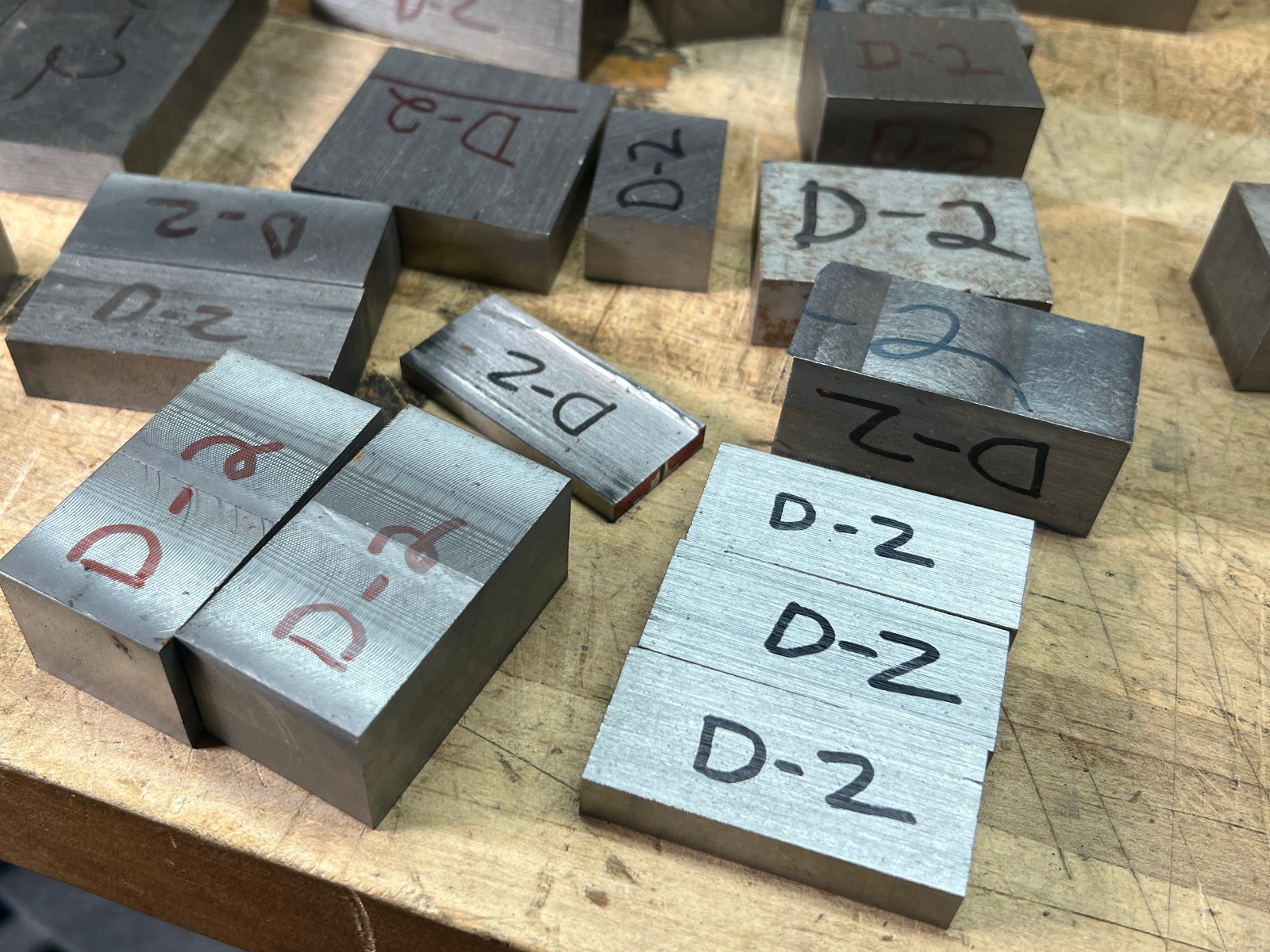 D2 air hardening Tool steel lot flat bar round – 25.3 lbs. tool shop cut offs