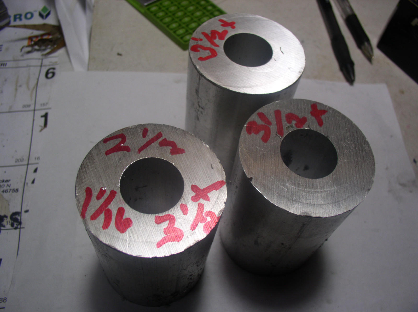 CORED ALUMINUM TUBEING SPACERS 1 PC. 2 1/2″ X 1 1/16″ ID (6061 )3 1/2″+LONG