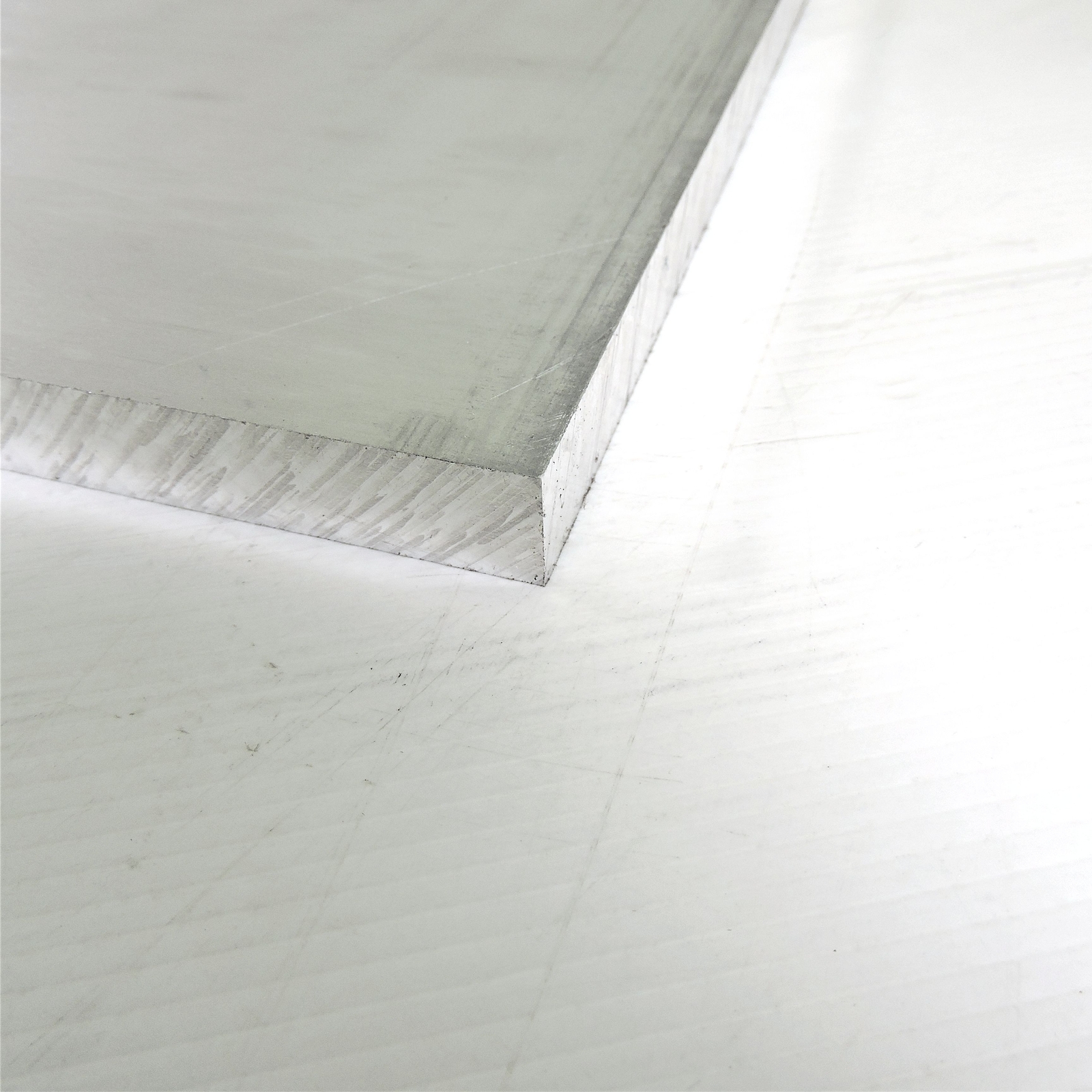 .625″ thick 5/8 Aluminum 6061 PLATE 5.875″ x 32.25″ Long sku 335042