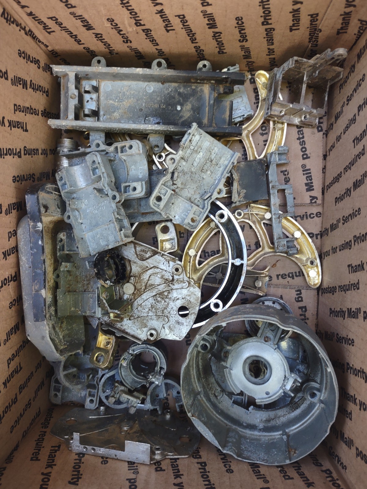 Medium Box Scrap Zinc/ Metal – For Melting and Casting-Resource Recovery Recycle