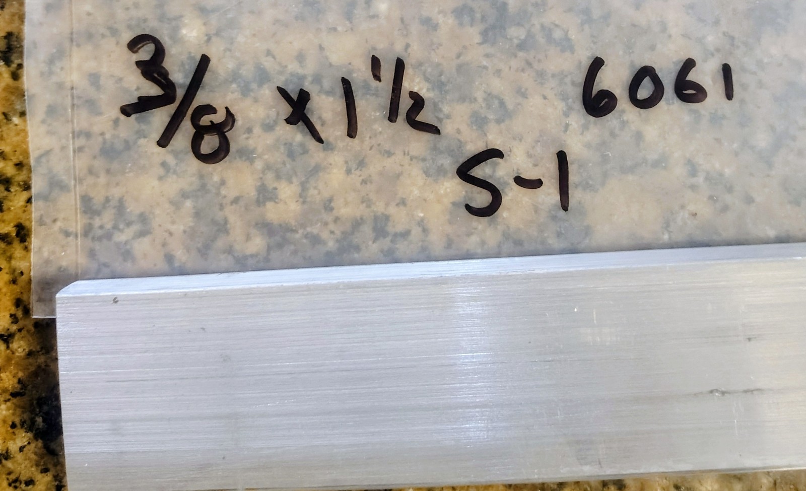 🗽6061 ALUMINUM STICK 3/8 X 1-1/2