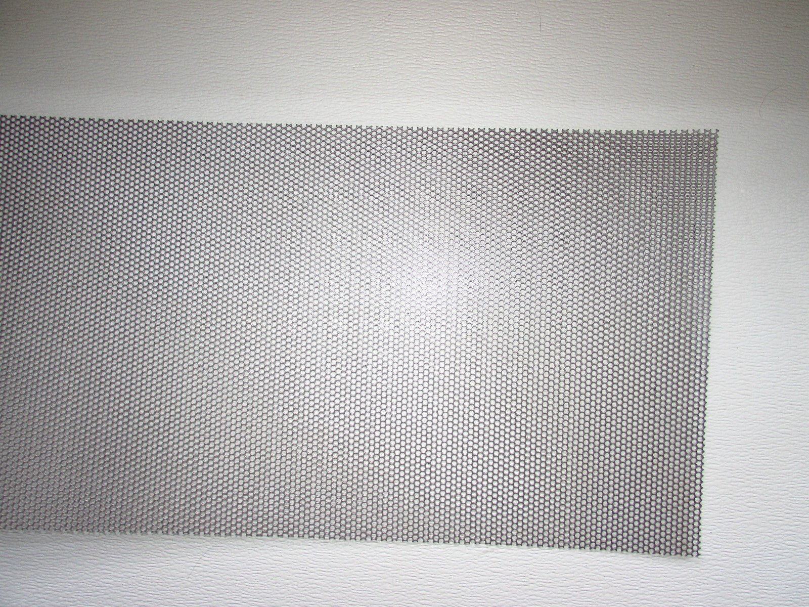 ==-5/32″ ROUND HOLES–18 GAUGE 304 STAINLESS PERFORATED SHEET–12″ x 14″==