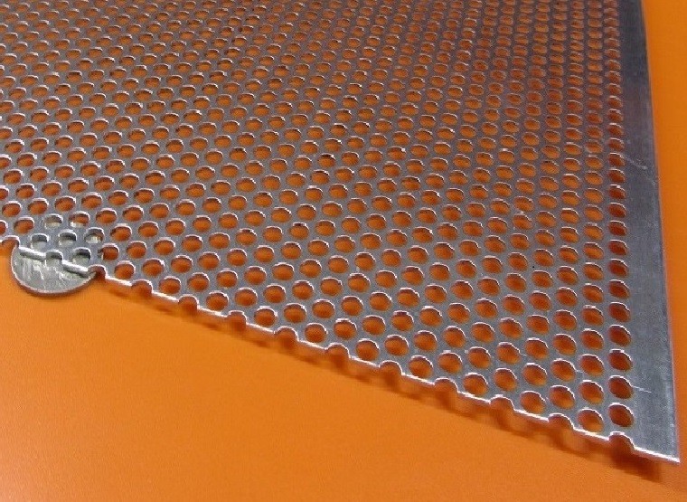 3003 Aluminum Perforated Sheet .063″ Thick x 36″ x 40″, .187″ Hole Dia.