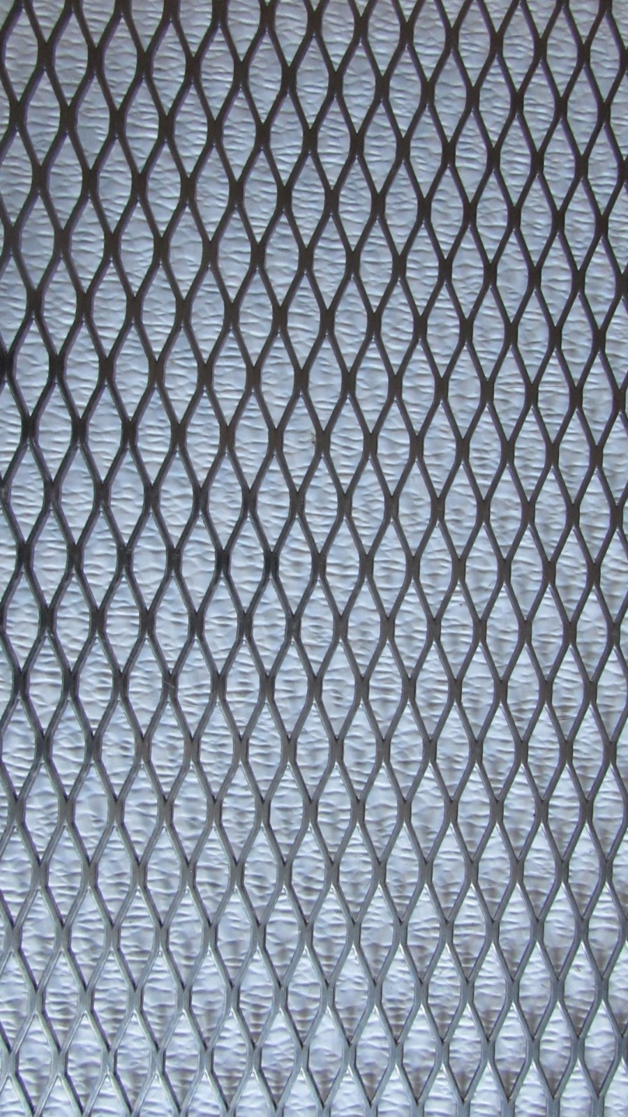 1/2 X #16 304 STAINLESS STEEL FLATTENED EXPANDED METAL—–24″ X 24″