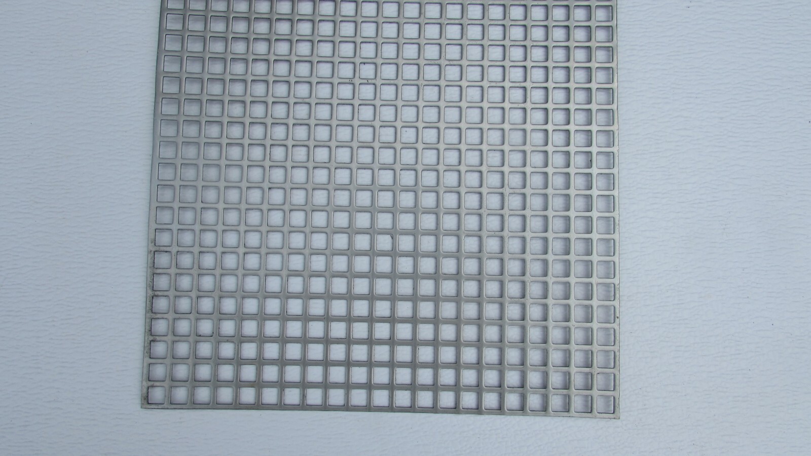 3/8″ SQUARE HOLE CARBON STEEL PERFORATED SHEET– 5″ x 5″