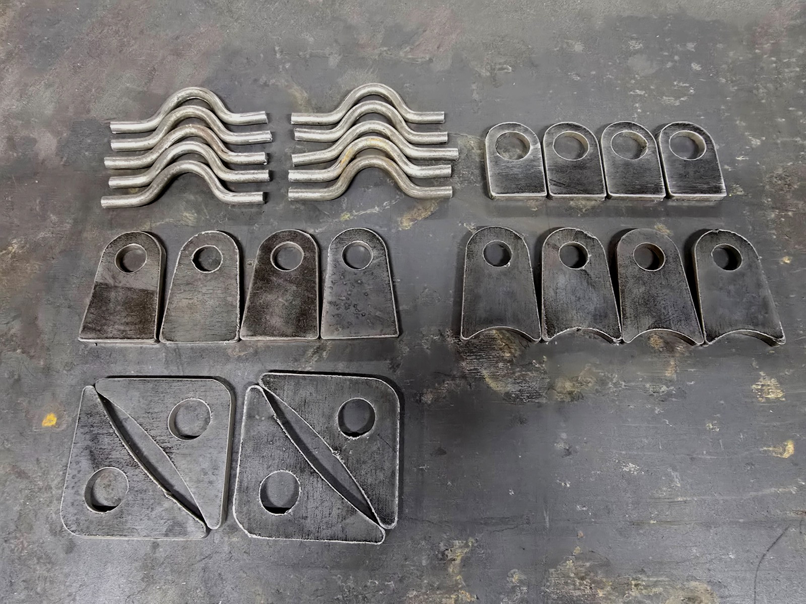 Weld on Steel Tabs 1/2 hole – 3/16 thick – 4 pcs