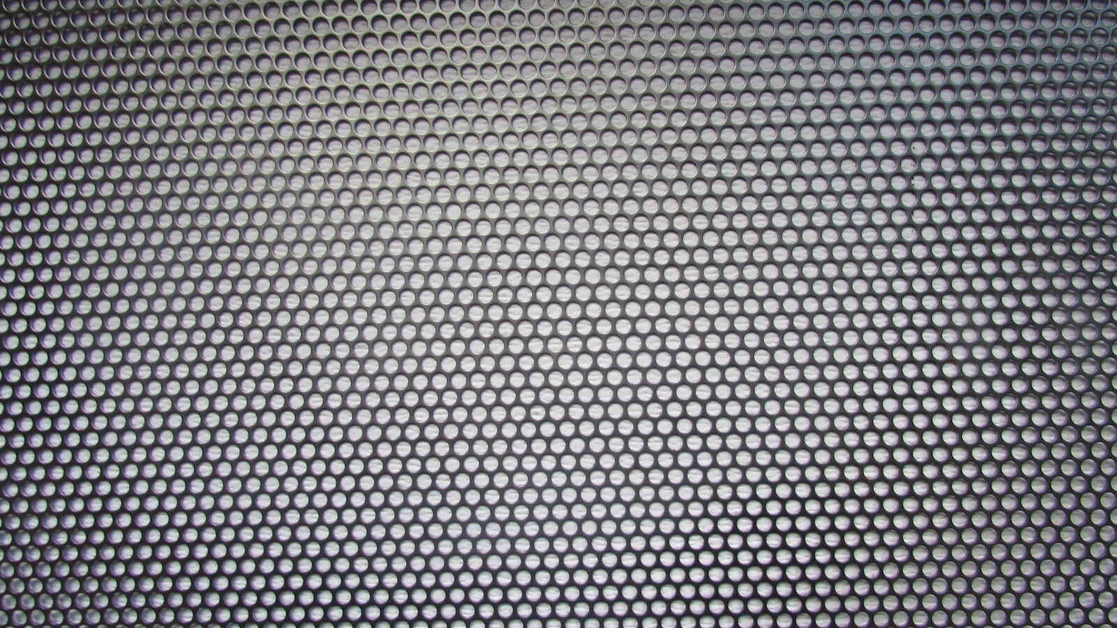 1/4″ HOLES 20 GAUGE 304 STAINLESS STEEL PERFORATED SHEET–14″ X 22″