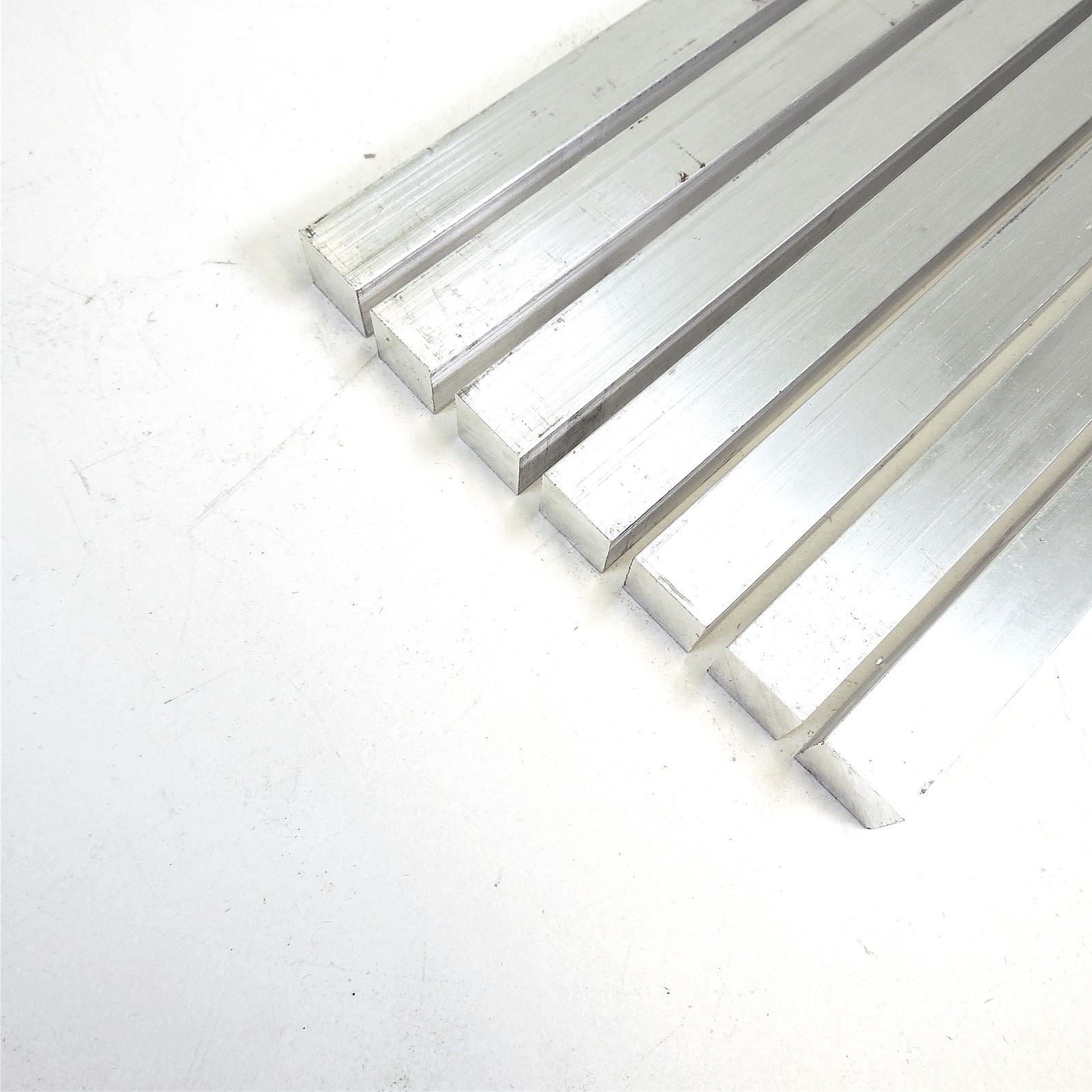.625″ x 2″ Aluminum 6061 FLAT BAR 8.25″ Long new mill stock QTY 7 sku M610