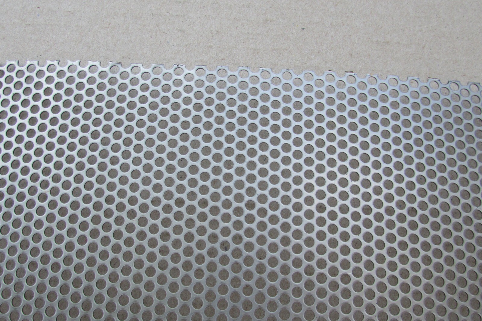 ==3/16″ HOLES–20 GA. STAINLESS STEEL PERFORATED SHEET –4-5/8″ X 11-3/4″ ===
