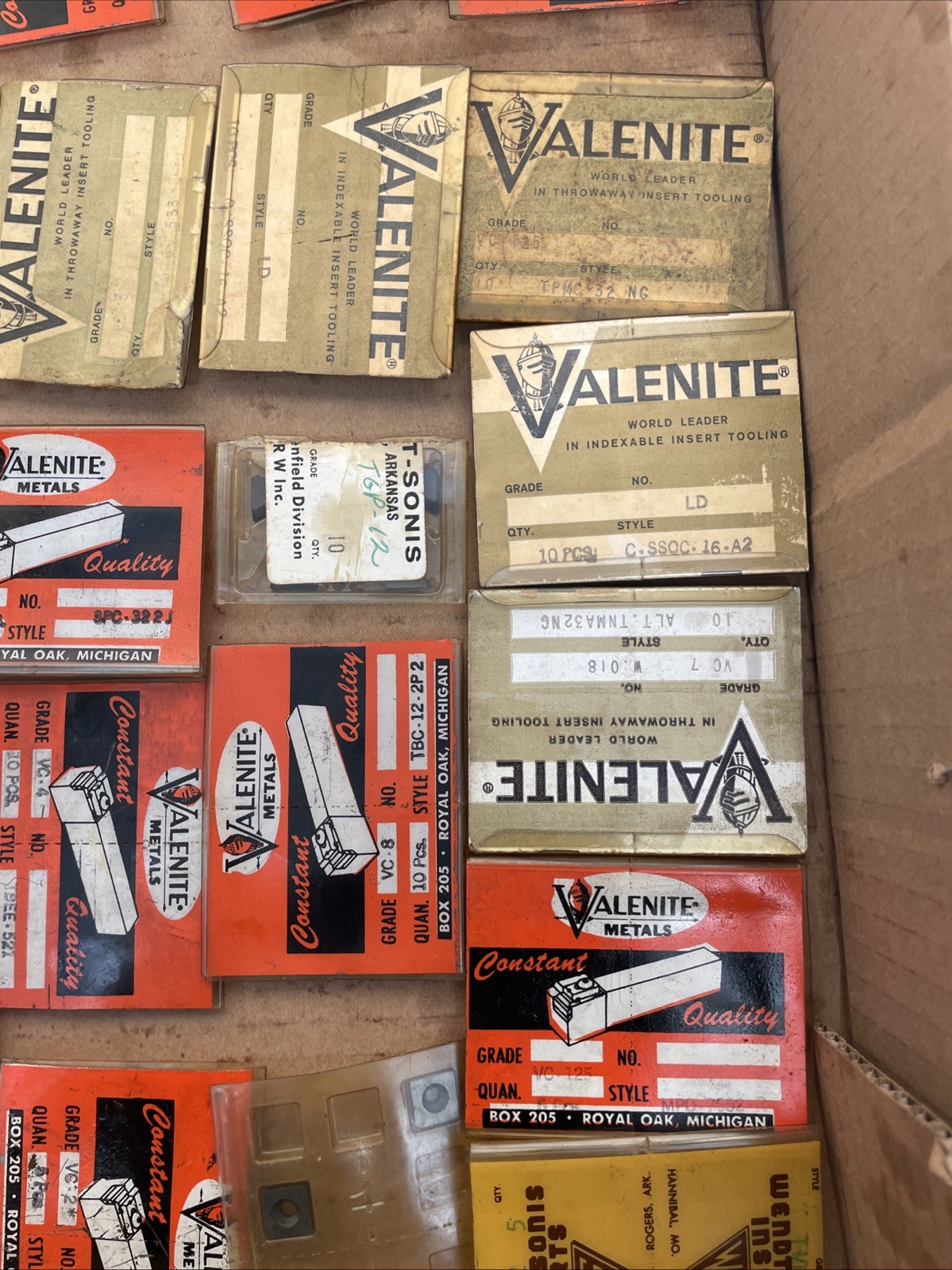 Mix Lot of Good Unused Carbide Inserts Approximately 100 Pieces