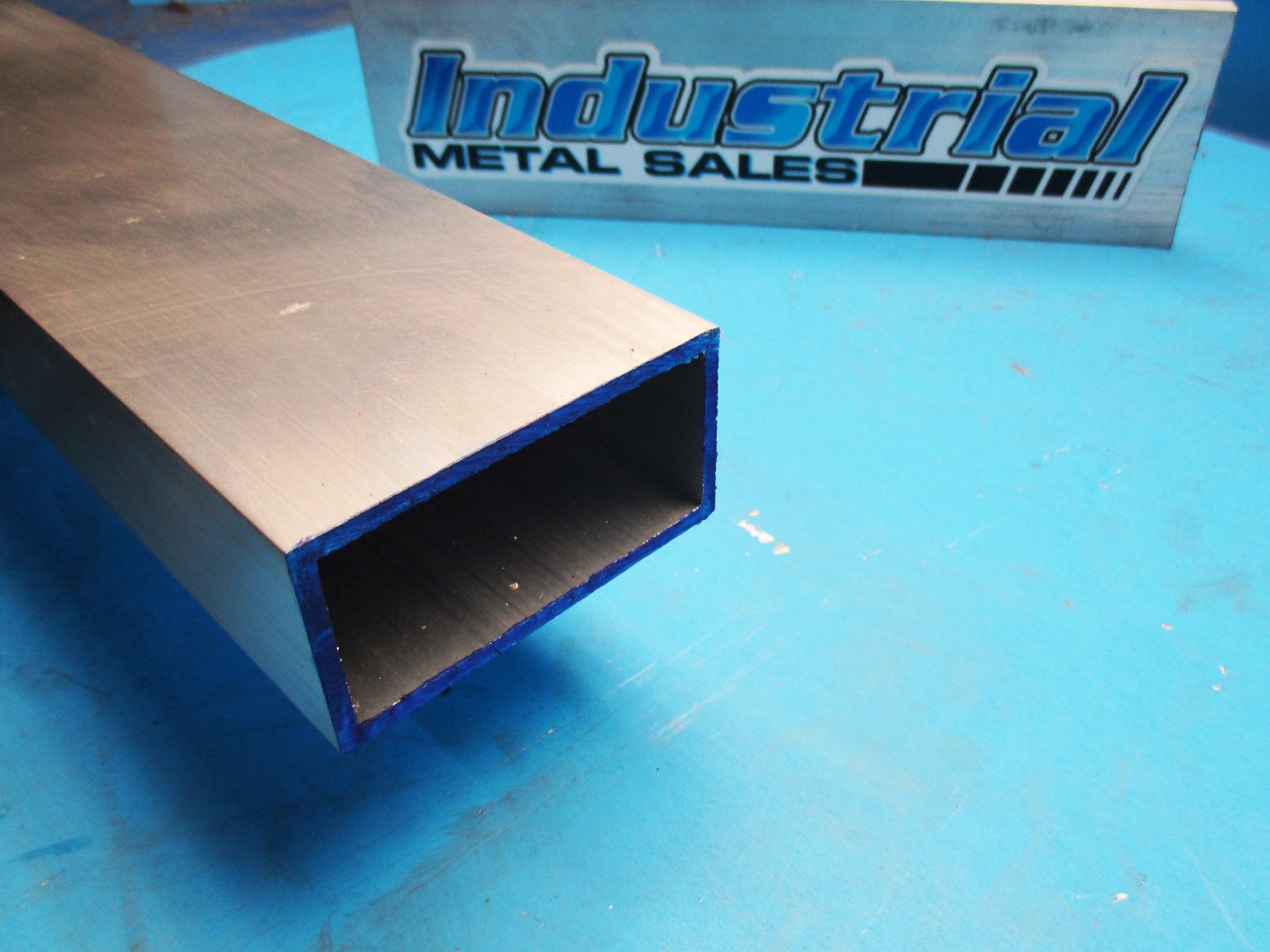 1-1/2″ x 3″ x 24″-Long x 1/8″ Wall 6063 T52 Aluminum Rectangle Tube– 1.5″ x 3″