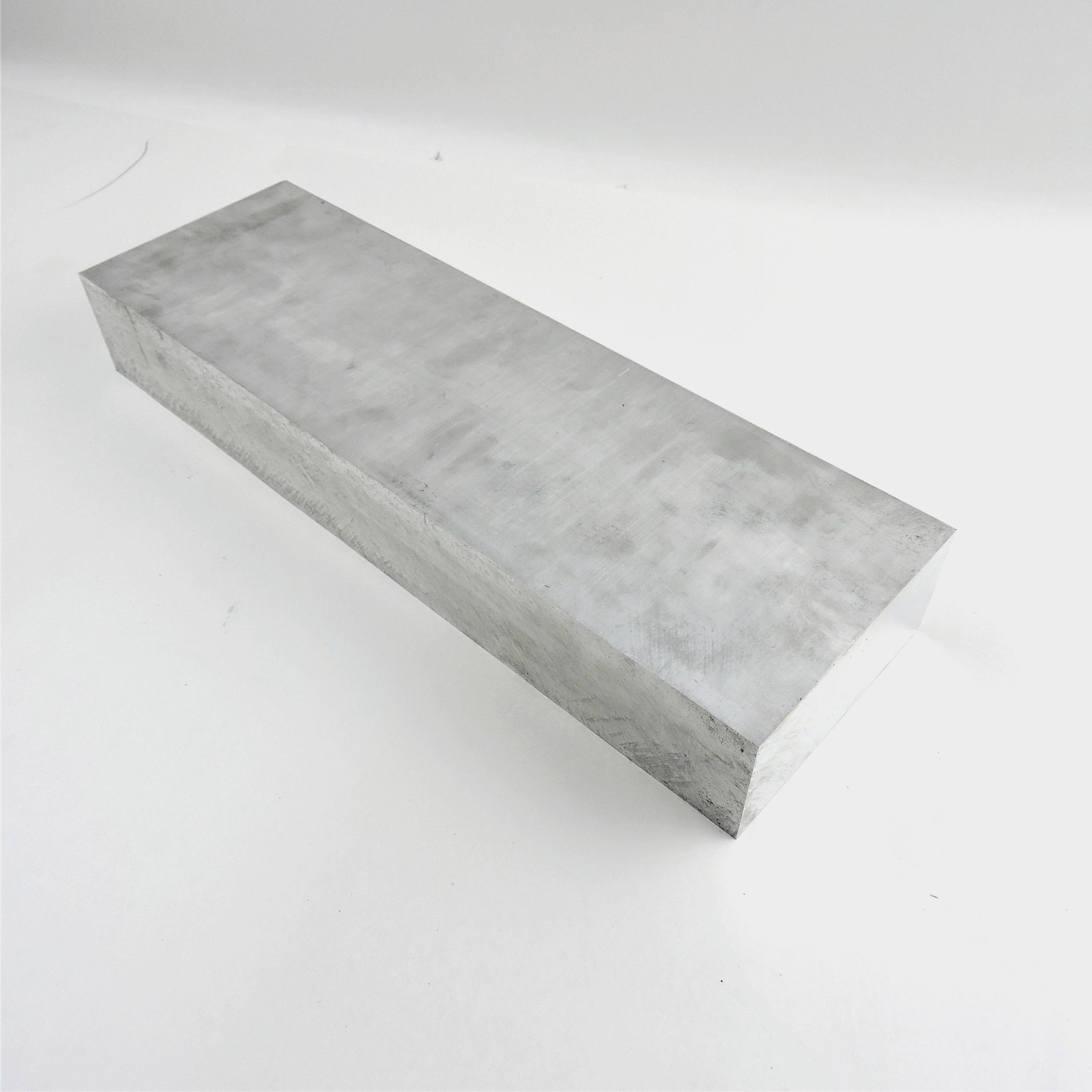 2.75″ thick 2 3/4 Aluminum 6061 PLATE 5.125″ x 15.5″ Long sku 340432