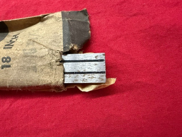 Starrett 5/16 x 1/2 x 18″ No. 495 Water Hardening Ground Flat Stock – Rust – Old