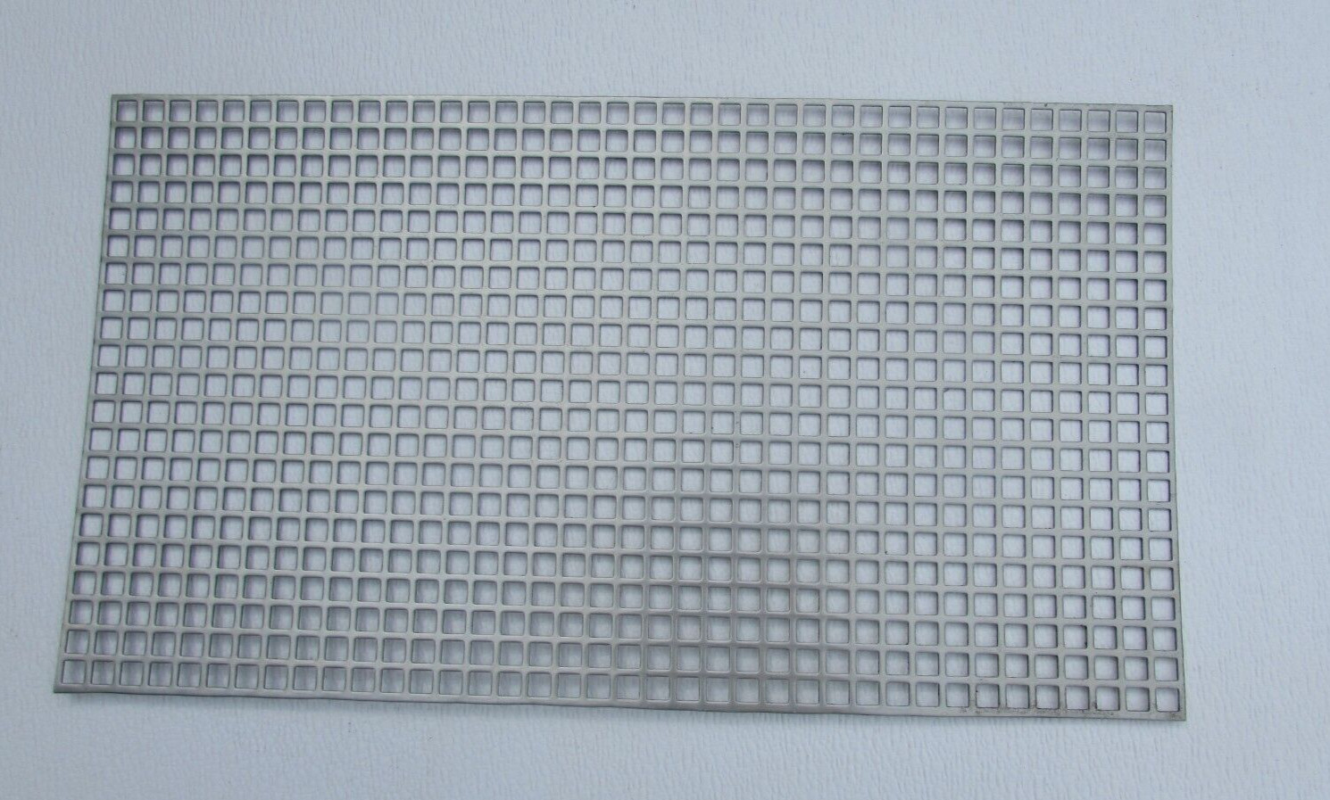 ==3/8″ SQUARE—- 16 GA. STAINLESS PERFORATED METAL —12″ x 24″==