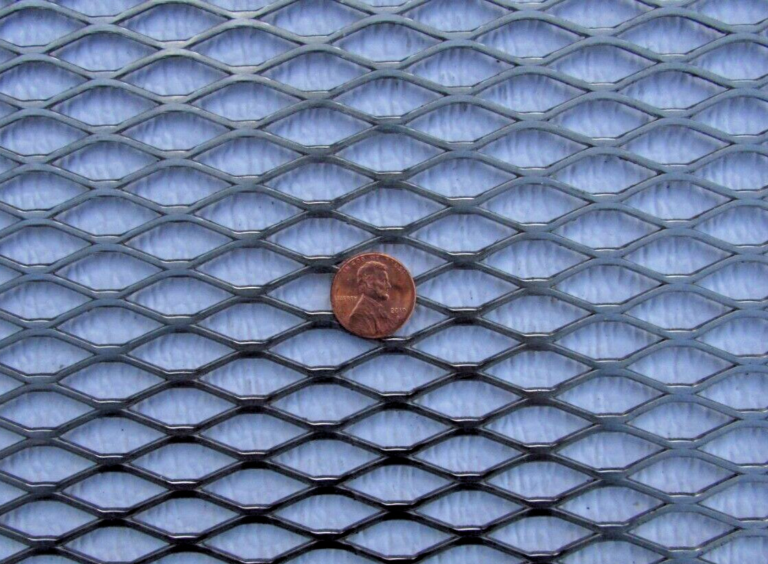 1/2 #16 304 STAINLESS STEEL FLATTENED EXPANDED METAL—12″ X 12″—