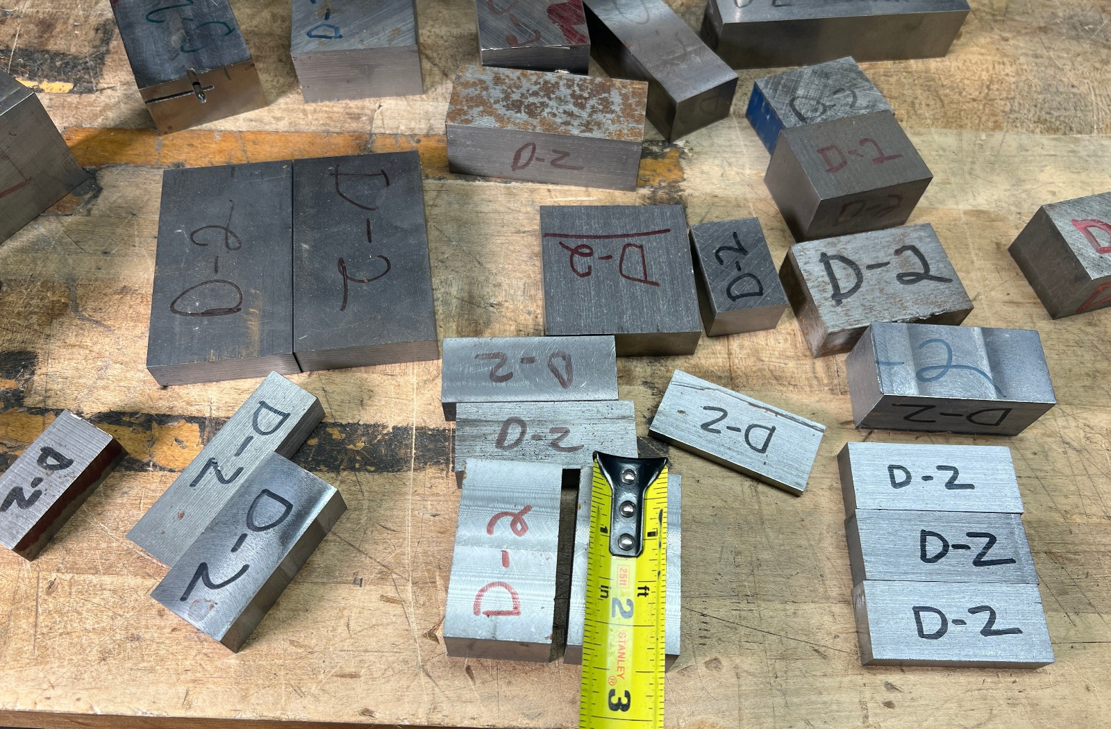 D2 air hardening Tool steel lot flat bar round – 25.3 lbs. tool shop cut offs