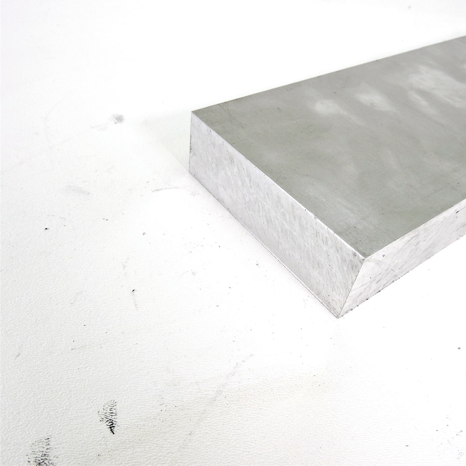 1.125″ thick 1 1/8 Aluminum 6061 PLATE 4.75″ x 31″ Long sku 125127