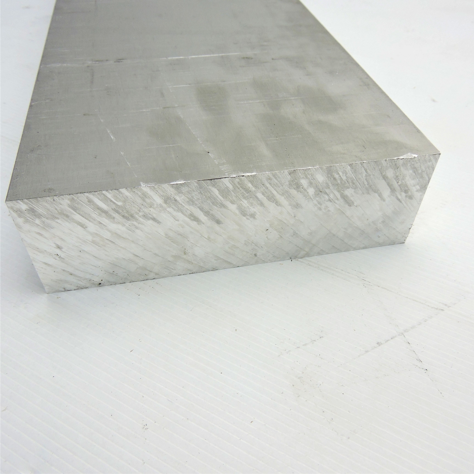 2.25″ thick 2 1/4 Aluminum 6061 PLATE 6.375″ x 28.625″ Long sku 186084*