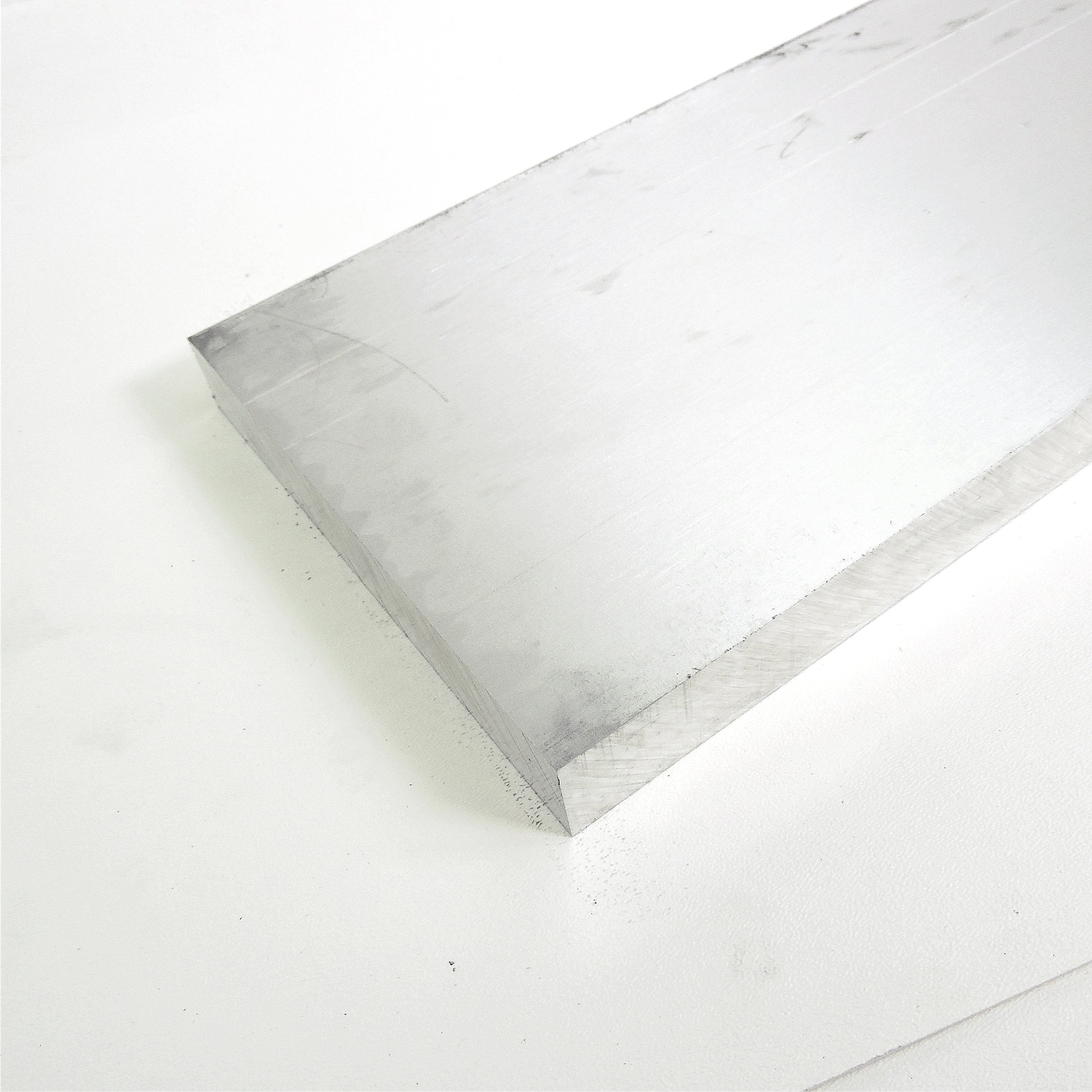 .75″ thick 3/4 Aluminum 6061 PLATE 7.25″ x 60.5″ Long sku 125022
